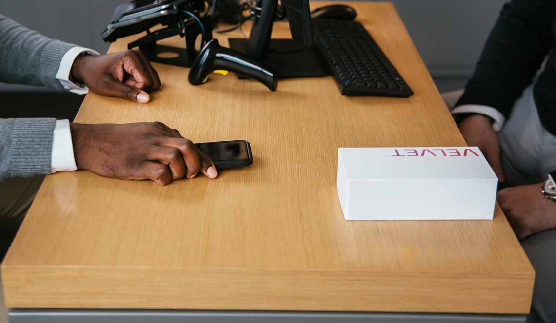customer trading in old smartphone for a new LG Velvet
