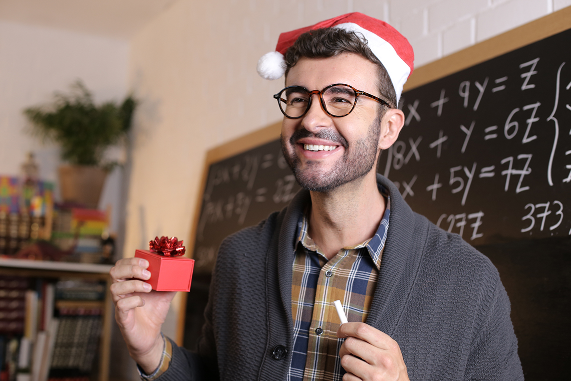 teacher receiving gift for christmas